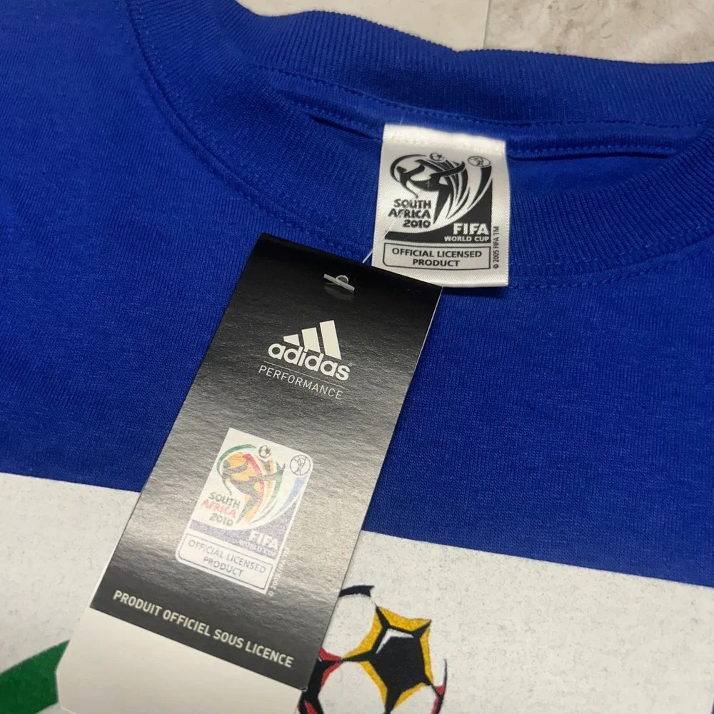 Adidas FIFA World Cup 2010 South Africa T-Shirt Blue Mens Small NWT Stains